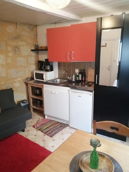 Ferienwohnung Petit Studio Au Coeur D'Uzès Exterior foto